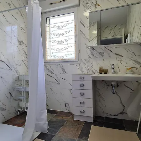 Maison Au Calme Pra¨s De Nancy - 4 Pers. - Fr-1-584-408